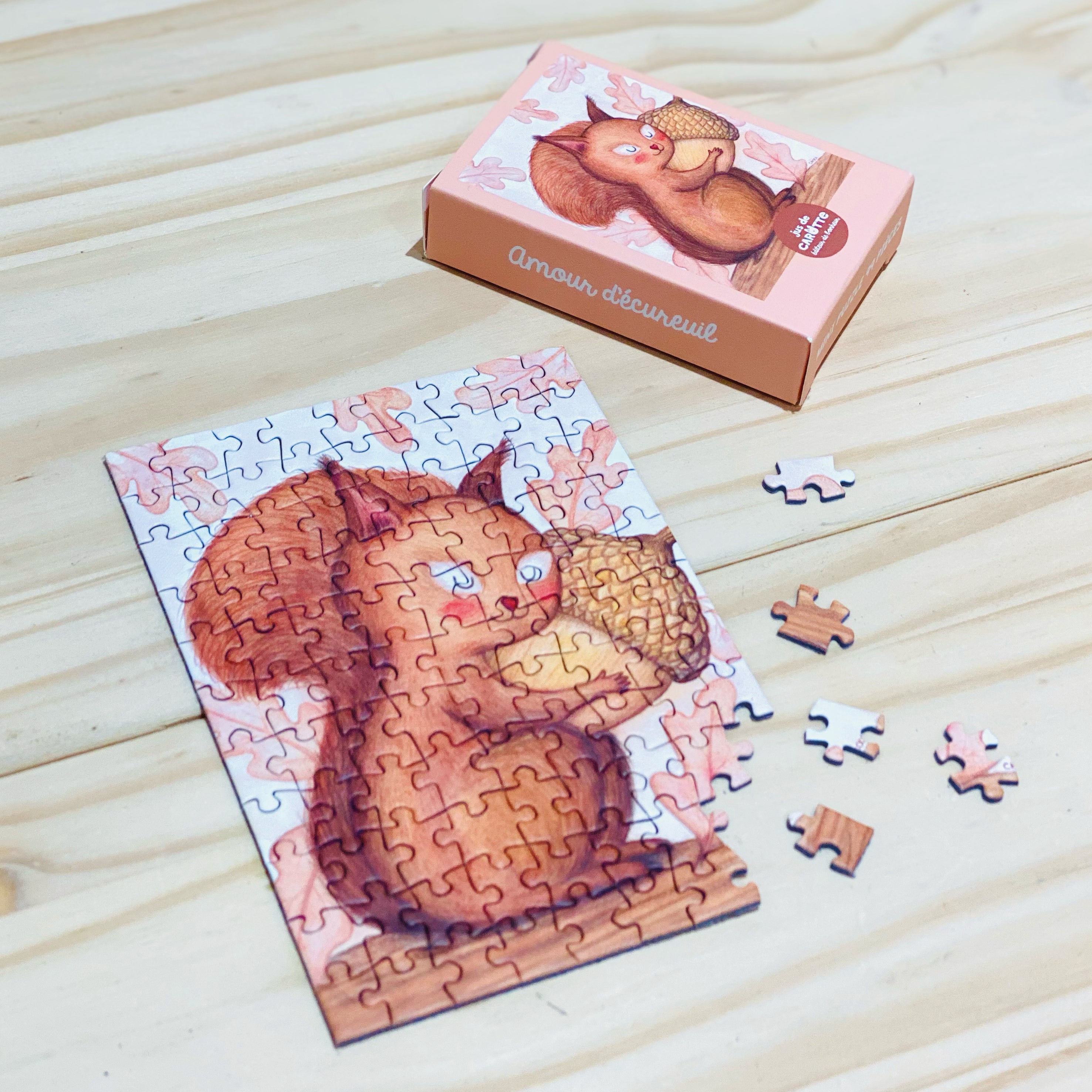 Mini Puzzle 99 pièces Amour d'écureuil